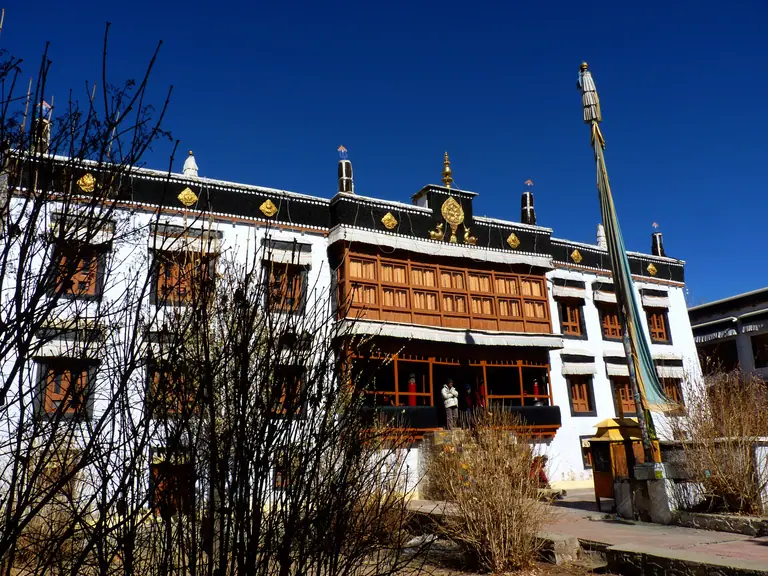 Ladakh for International Travellers — Kashmir Tour Plan