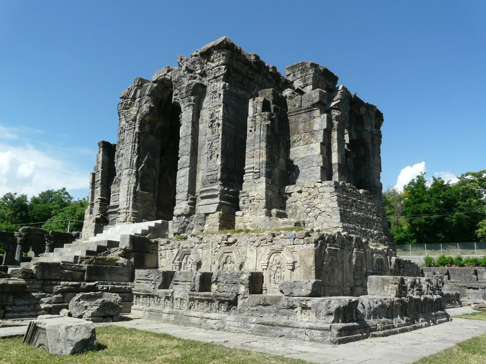 Kheer Bhawani & Martand: Kashmir's Temples