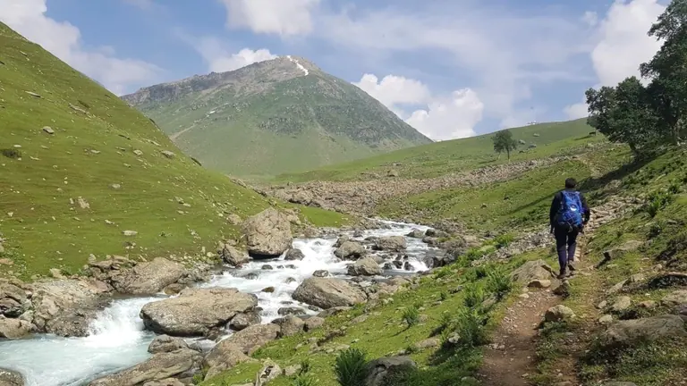 Shekawas on Tarsar Lake trek Jammu&Kashmir India