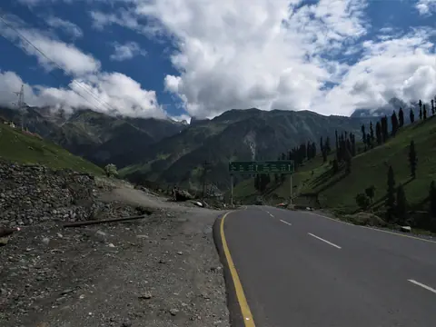 Srinagar – Sonmarg – Pahalgam — Kashmir Tour Plan