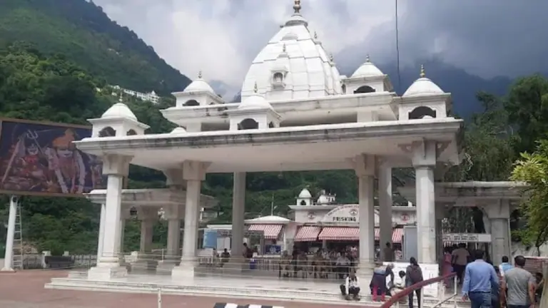 Vaishno Devi Yatra — Kashmir Tour Plan